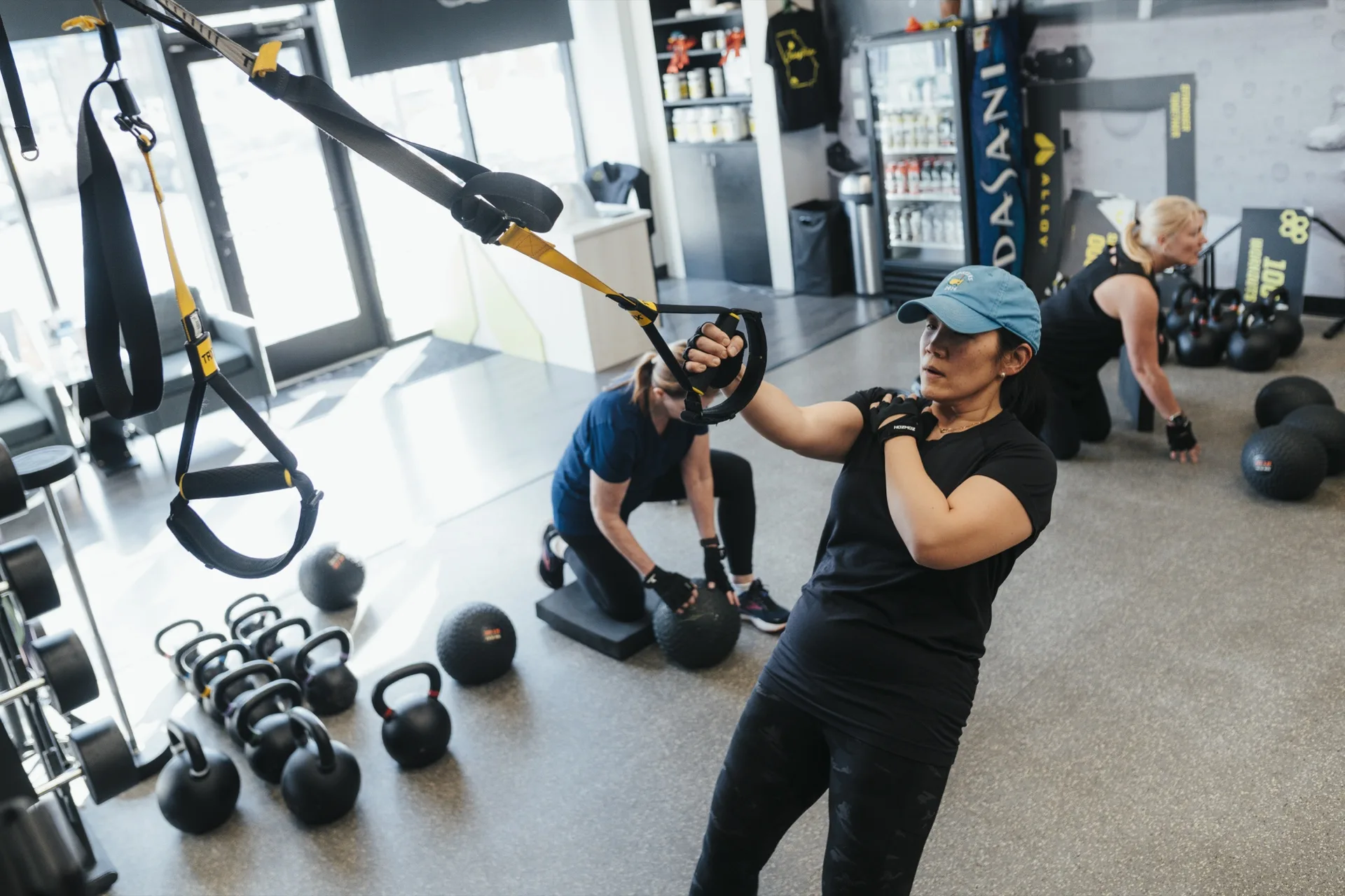 Alloy Personal Training Tanque Verde members training together in Tanque Verde, Tucson